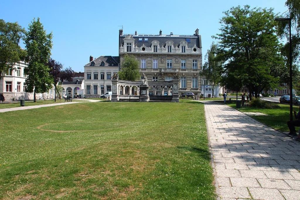 Studio Douillet En Hyper Centre Valenciennes Eksteriør bilde